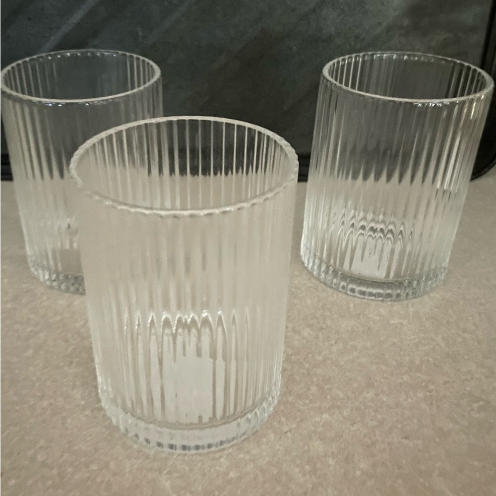 Set of Three Clear Ribbed Glass Tumblers Oneida for juice water cocktail